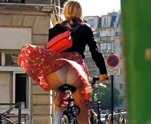Jiggly bike rail
