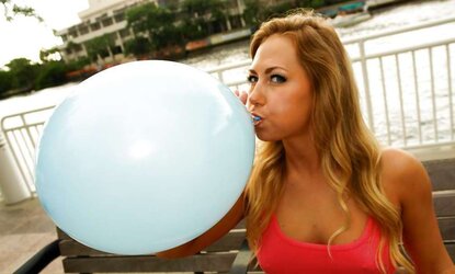 Carter Cruise in her very first ever deep-throat to pop