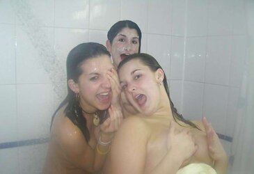 Embarrassed Naked Damsels