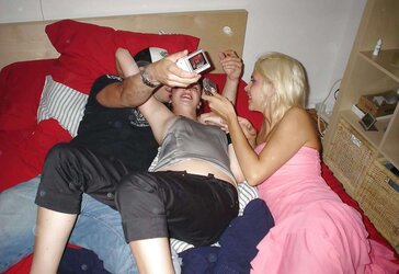 GirlsHavingFun
