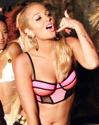Uk music stunners
