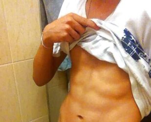 Lovely six pack !! Ultra-Cute spear !!