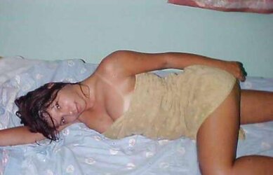 ARABIAN LADIES - SEXIER AS RED-HOT XX