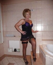 Hungarian mature slut