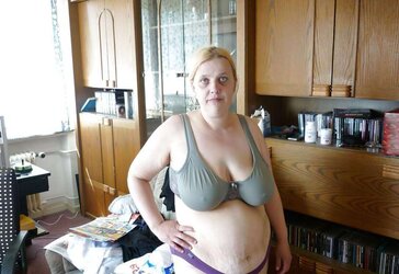 Saggy hooters in swimsuit.