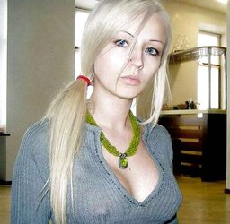 Bosom and camel toes