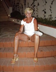 Les salopes matures (tenue de pute)