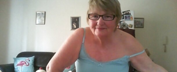 Insatiable Granny Wants You to witness her bare