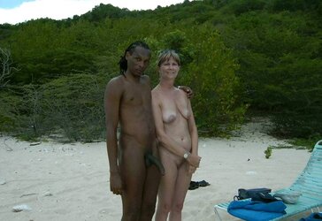 Nude naturist