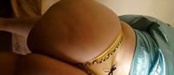 Hefty giant hefty rump