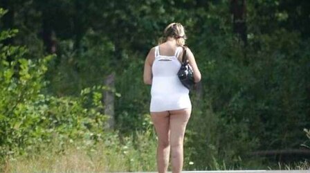 Debaixo da saia 42 - Under the miniskirt