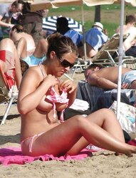 Remarkable Beach Nipslip by Voyeur TROC