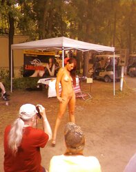 Nudes a Poppin - Combine