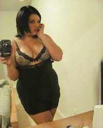Super-Cute super-sexy chubby teenager selfpics