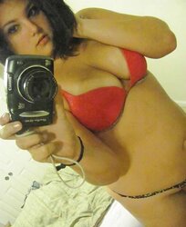 Super-Cute super-sexy chubby teenager selfpics