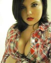 Super-Cute super-sexy chubby teenager selfpics