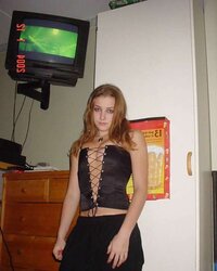 Uber-Cute Teenager Yasmin