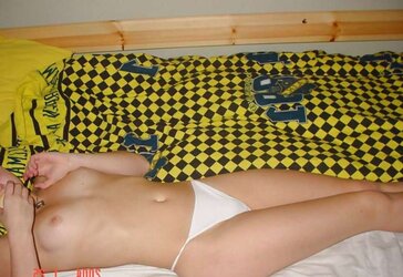 Uber-Cute Teenager Yasmin