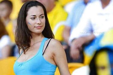 Eurogirls Much Nicer Than Ugly French Squad by TROC