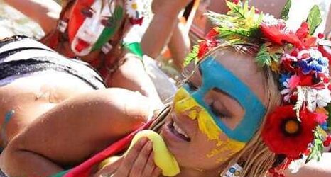 Eurogirls Much Nicer Than Ugly French Squad by TROC