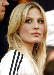Eurogirls Much Nicer Than Ugly French Squad by TROC