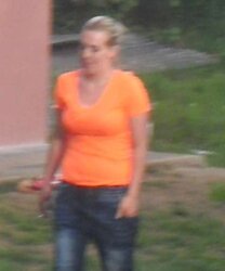 Neighboor. voisine