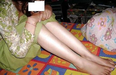 Desi gf random clicks by her bf