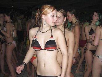 Wild naturist nymphs demonstrating cootchies