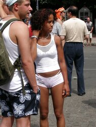 Wild naturist nymphs demonstrating cootchies