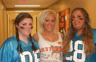 Bra-Stuffers gals