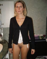 Bottomless matures candid