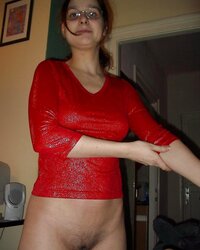 Bottomless matures candid