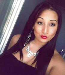 Yasmine beurette facebook