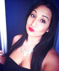 Yasmine beurette facebook