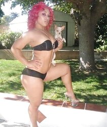 PINKY is a BAD WHORE