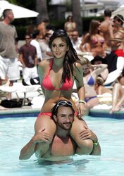 Indian Bollywood Actress Kareena Kapoor Fakes