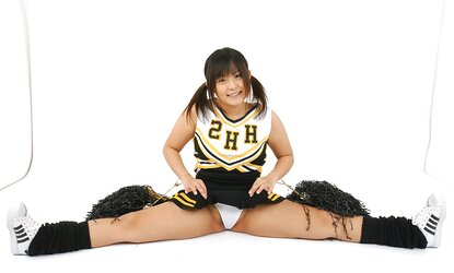Chubby japanese woman - Chiharu Nakasaki