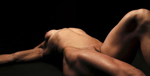 Femmes Strenuous