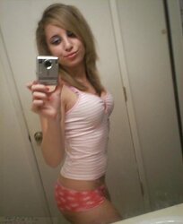 Super-Cute Teenagers From,SmutDates.com
