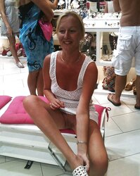 Poon upskirt - Shopping for footwear