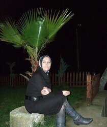 Hijab backside voyeur