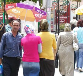 Hijab backside voyeur