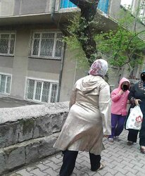 Hijab backside voyeur