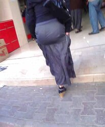 Hijab backside voyeur