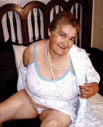 Colombian granny Bell (fifth set)
