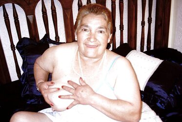 Colombian granny Bell (fifth set)