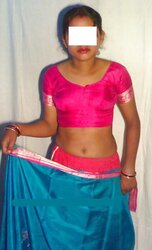 Indian wifey lurks her face