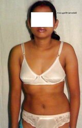 Indian wifey lurks her face