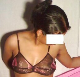 Indian wifey lurks her face