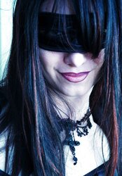 Hooded Model gives head